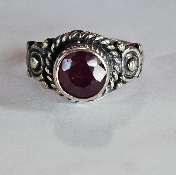 Bali Legacy Niassa Ruby Solitaire Sterling Silver Ring Size 8 ❤️ - Picture 3 of 12